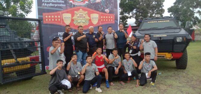 
					Beri Semangat, Verry Mulyadi Sambangi Atet Luki Boxing Camp Dilaga Minang Combat Sport  HUT Brimob Ke-79